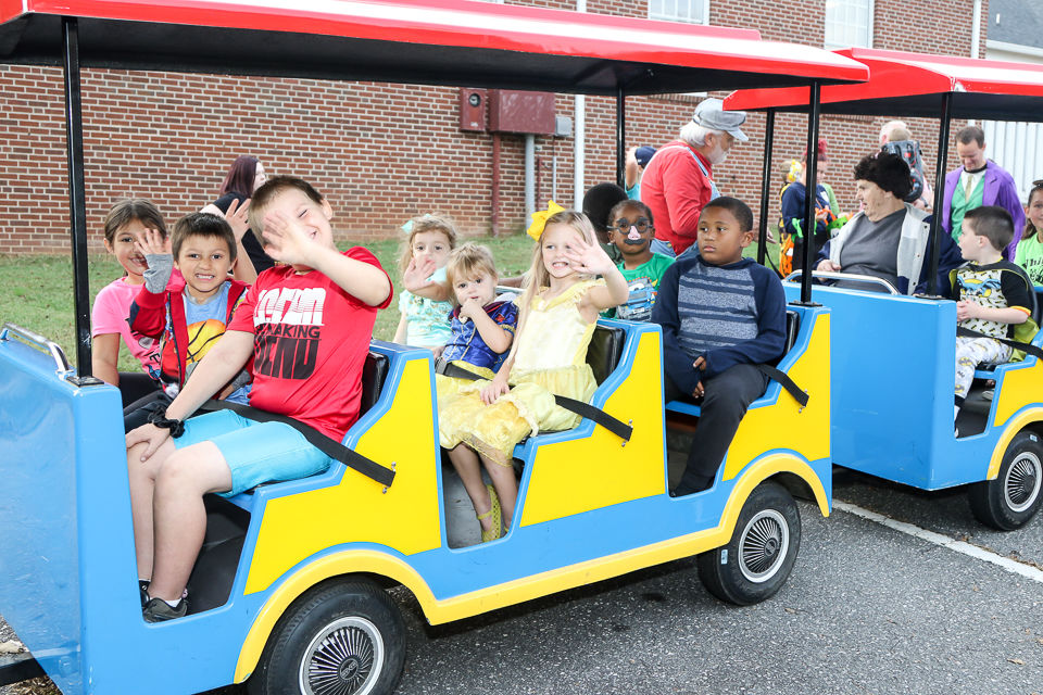 Valdese Library Fall Festival 2019-9295.JPG